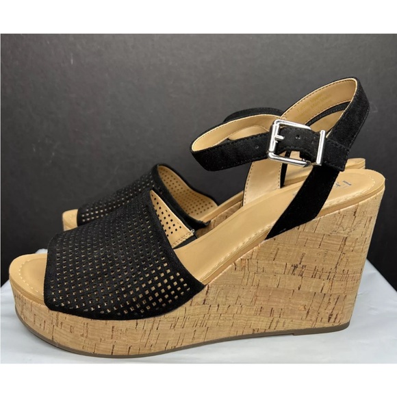 Franco Sarto Carissa Perforated Cork Wedge Sandals Black Size 11M Barely worn! - Picture 5 of 12